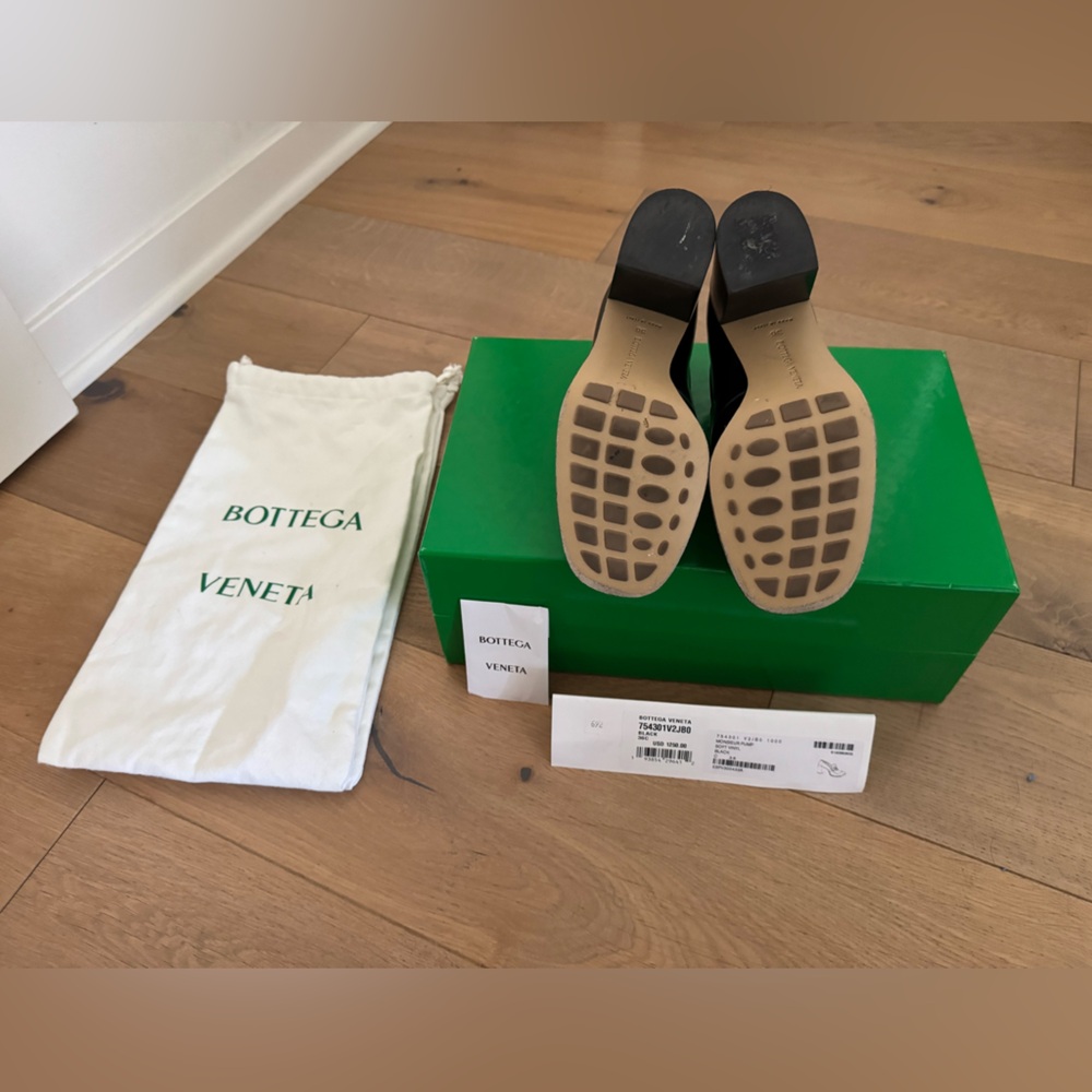 *HP* Bottega Veneta Monsieur Loafer Pump - 36 - authentic - Picture 10 of 16